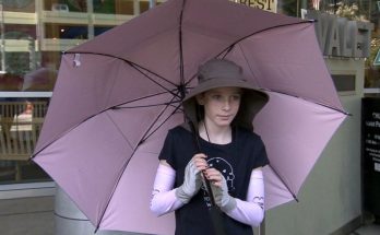 🌞 11-Year-Old Girl Battles Rare 'Sun Allergy' Condition That Keeps Her in the Shadows